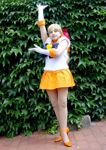 Cosplay-Cover: Super Sailor Venus