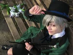 Cosplay-Cover: Ciel Phantomhive (green dress)
