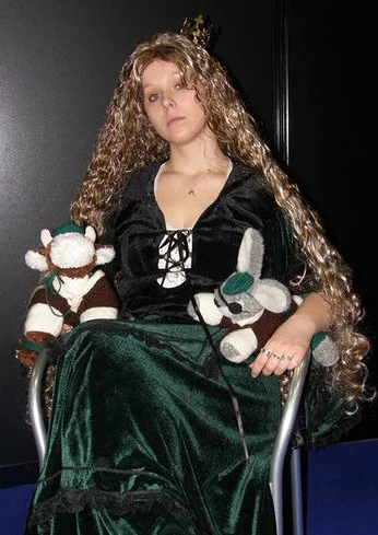 Cosplay-Cover: Lady Mariane *impro* (Robin Hood, Men in Tights)