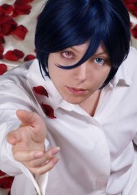 Cosplay-Cover: Ciel Phantomhive [Nachthemd]