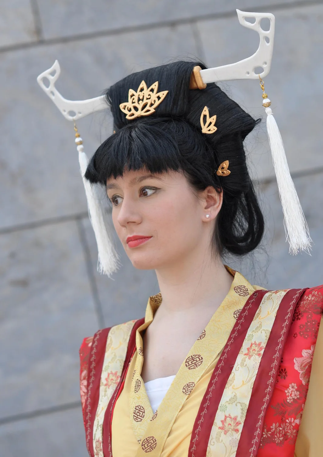 Cosplay-Cover: Inela Kana Shagone