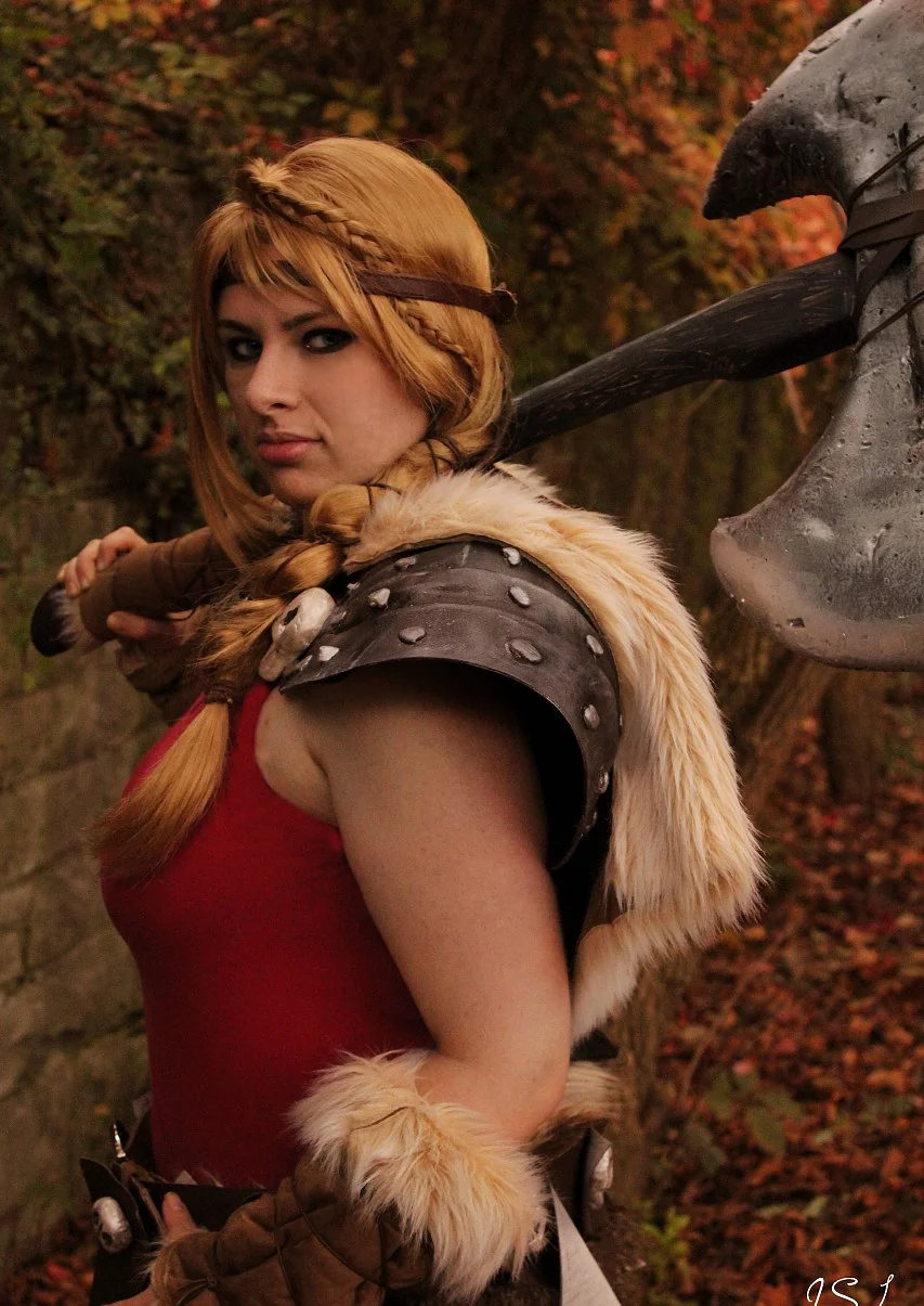 Cosplay-Cover: Astrid Hofferson