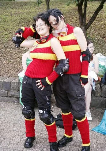 Cosplay-Cover: Quiddítch Gryffindor-uniform (by chaos_katze)