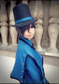 Cosplay-Cover: Ciel Phantomhive (Ausgehversion)