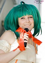 Cosplay-Cover: Ranka Lee (Bühnenoutfit)