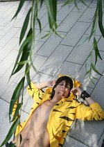 Cosplay-Cover: Kotetsu T. Kaburagi (Tiger Hoodie)