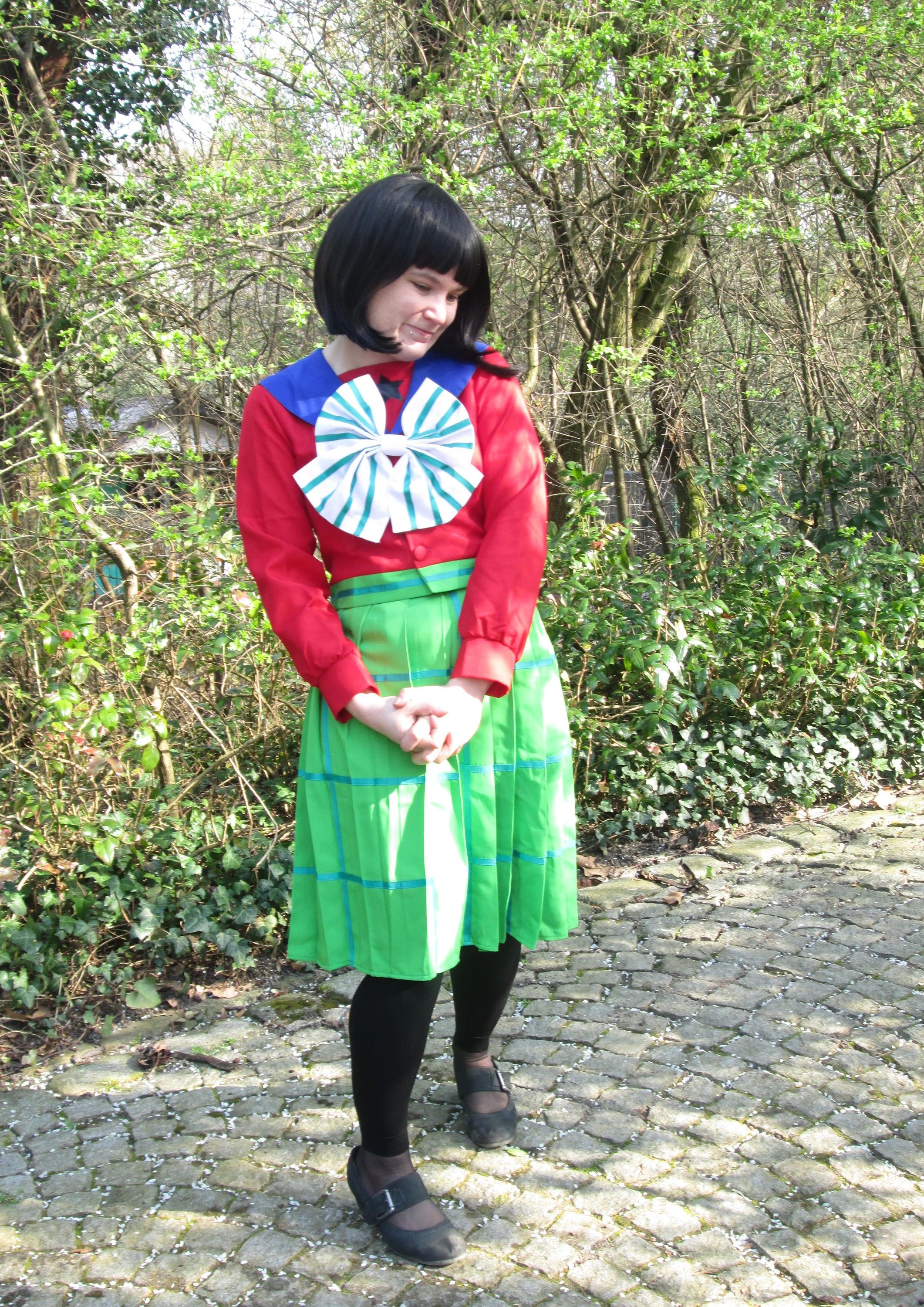 Cosplay-Cover: Hotaru Schuluniform