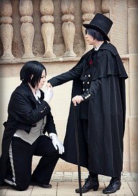 Cosplay-Cover: Ciel Phantomhive (Madame Red's Funeral)