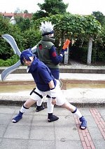 Cosplay-Cover: Sasuke Uchiha (Blau-weißes Outfit)