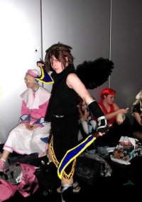 Cosplay-Cover: Pit (Black version)