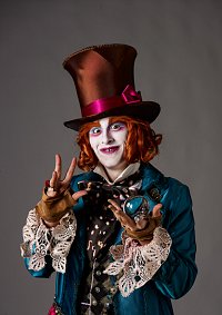 Cosplay-Cover: Young Hatter