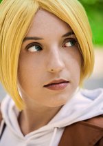 Cosplay-Cover: Annie Leonhardt [Military Police]