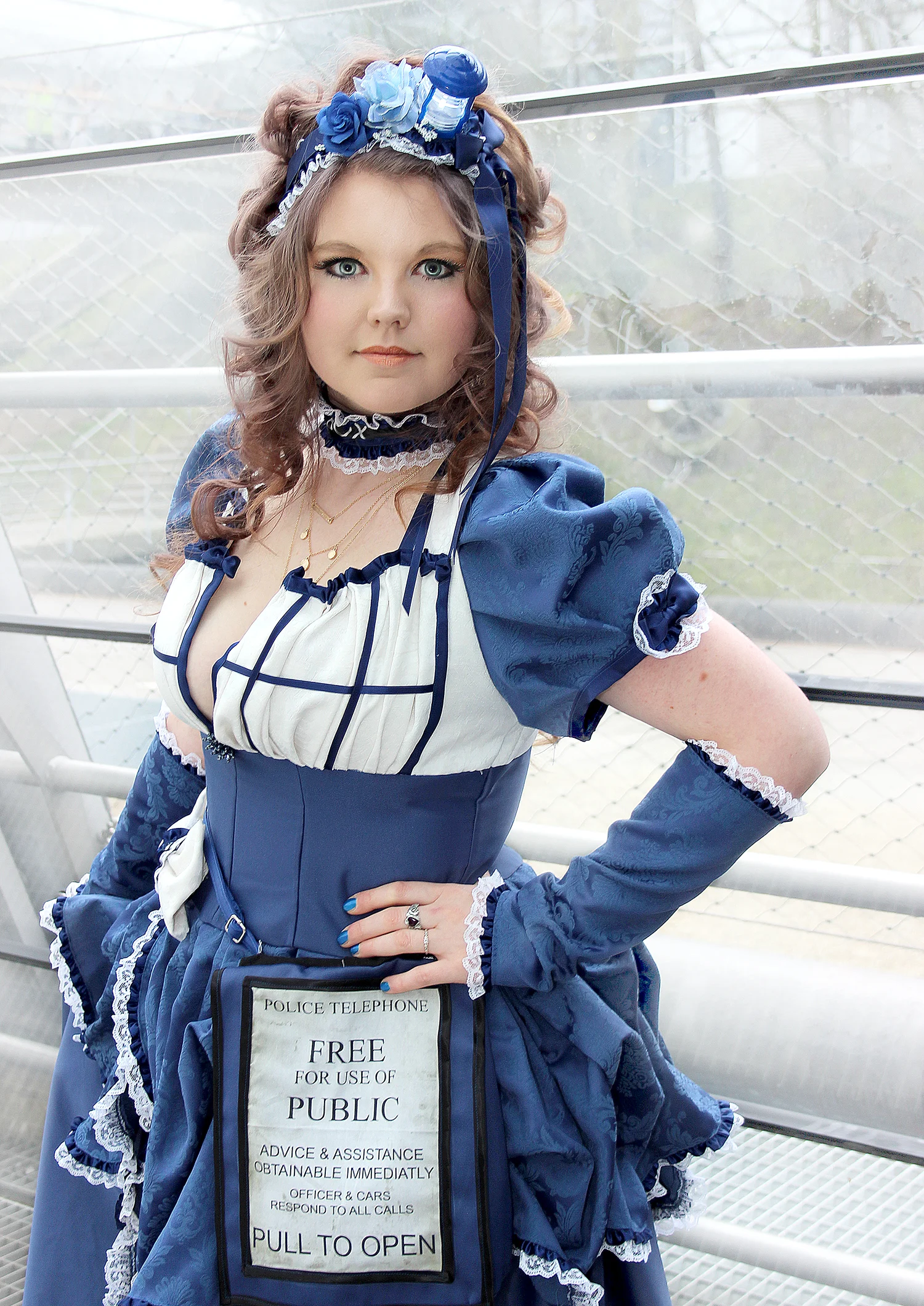 Cosplay-Cover: TARDIS