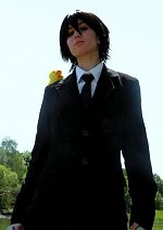 Cosplay-Cover: Hibari Kyouya [Black Suit]