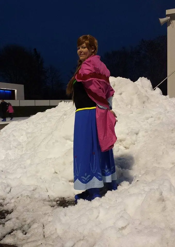 Cosplay-Cover: Anna von Arendelle