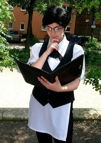 Cosplay-Cover: Kyoya Otori [Kellner Dress]