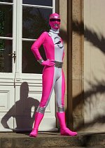 Cosplay-Cover: Pink Driver Ranger