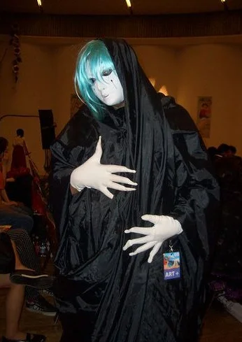 Cosplay-Cover: Larve
