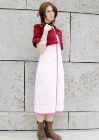 Cosplay-Cover: Aerith Gainsborough (Advent Children)