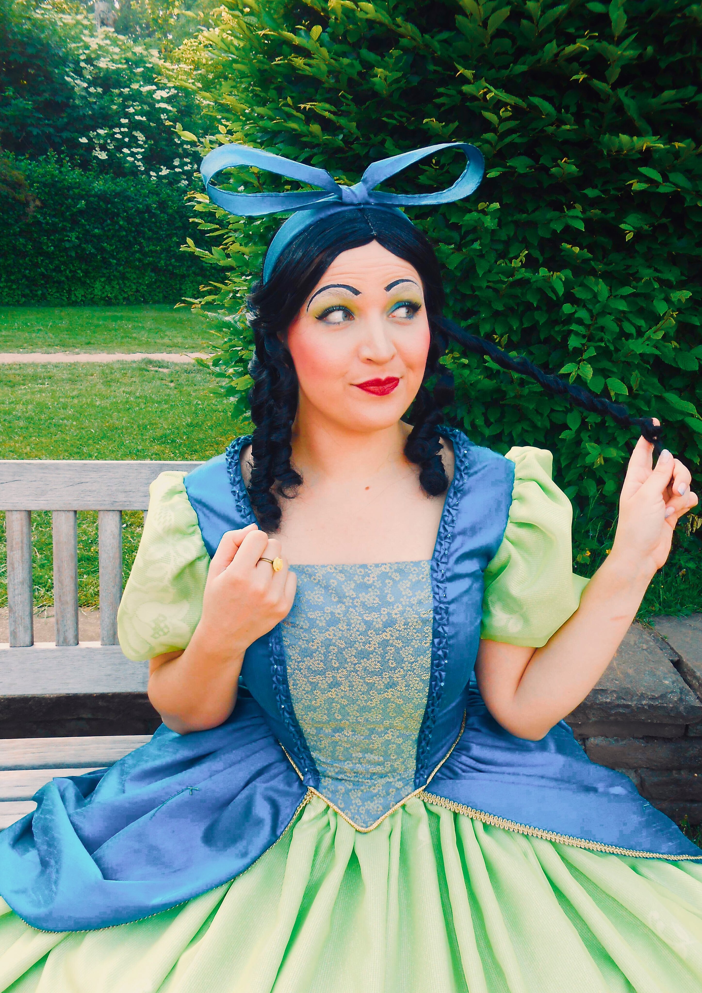 Cosplay-Cover: Drizella Tremaine