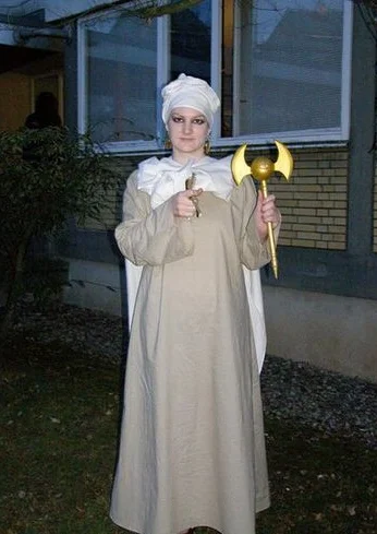 Cosplay-Cover: Shadi