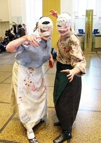 Cosplay-Cover: Bella Sister