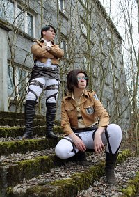 Cosplay-Cover: Hanji Zoe