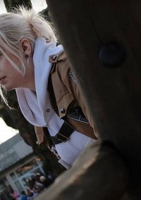 Cosplay-Cover: Annie Leonhardt