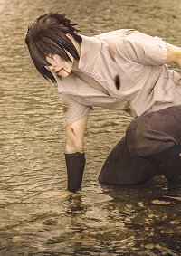 Cosplay-Cover: Uchiha Sasuke (Grey Version)