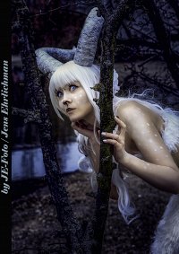 Cosplay-Cover: White Fawn