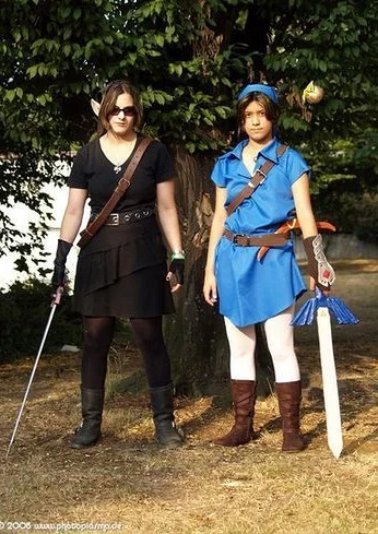 Cosplay-Cover: Link in Zora-Rüstung