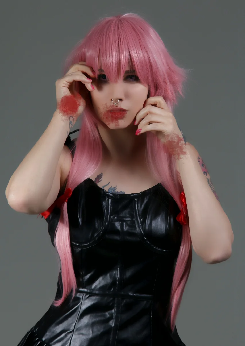 Cosplay-Cover: Yuno Gasai Black Dress