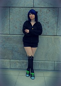 Cosplay-Cover: Marinette Chat Noir Hoodie version