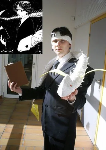 Cosplay-Cover: Kuroro Lucifer [im Anzug, mit Indoor Fish]