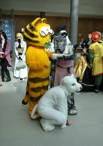 Cosplay-Cover: Schneeleopard