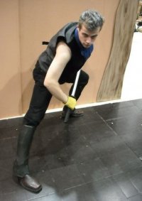 Cosplay-Cover: Vergil (Mantel lose, freigespielte Version)