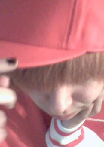Cosplay-Cover: Henry Lau Solo 'Baby' (SS3)