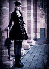 Cosplay-Cover: NB Uniform Lolita
