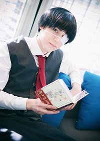 Cosplay-Cover: Ken Kaneki (Black Hair)