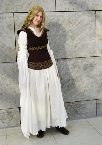 Cosplay-Cover: Eowyn Shieldmaiden