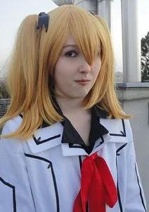 Cosplay-Cover: Rima Touya »Schuluniform«