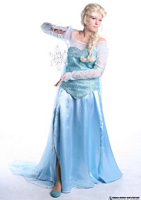 Cosplay-Cover: Elsa