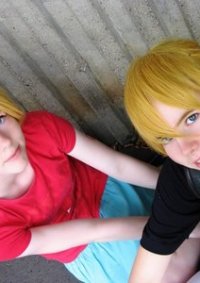 Cosplay-Cover: Kagamine Rin [Kagamine power]