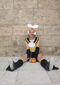 Cosplay-Cover: Kagamine Rin