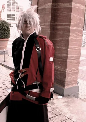 Cosplay-Cover: The Bloodedge