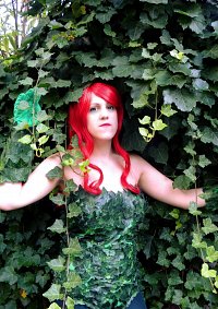 Cosplay-Cover: Poison Ivy / Dr. Pamela Isley