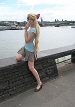 Cosplay-Cover: Minako Aino (Zivil)