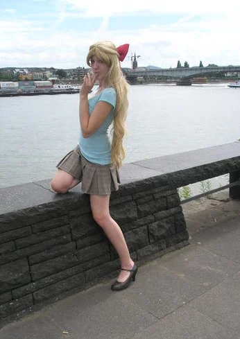 Cosplay-Cover: Minako Aino (Zivil)