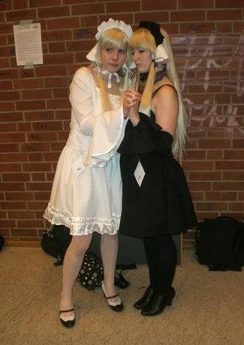 Cosplay-Cover: Chii (weißes Kleid)