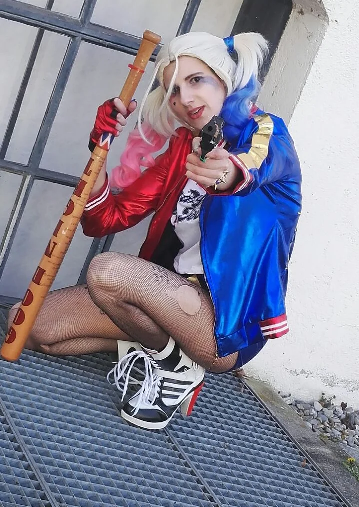 Cosplay-Cover: Harley Quinn (Sucide Squad)
